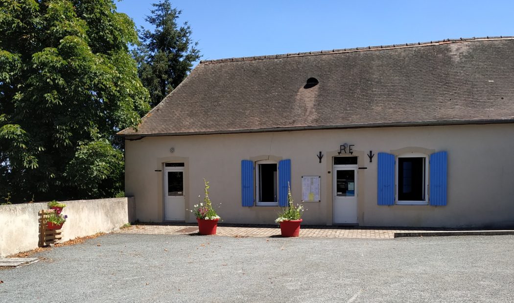 Mairie de Louroux-Hodement